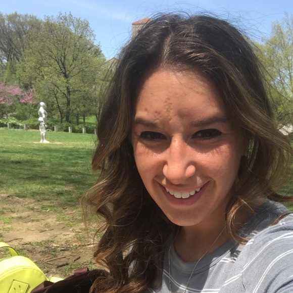 Meet your Posher, Rena - Picture 1 of 1